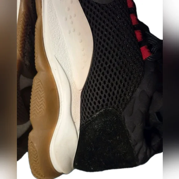 Versace Chain Reaction LowTop Sneakers (Unisex) Size 41 US Wmns Sz 10 / Men Sz 8 - Picture 7 of 16